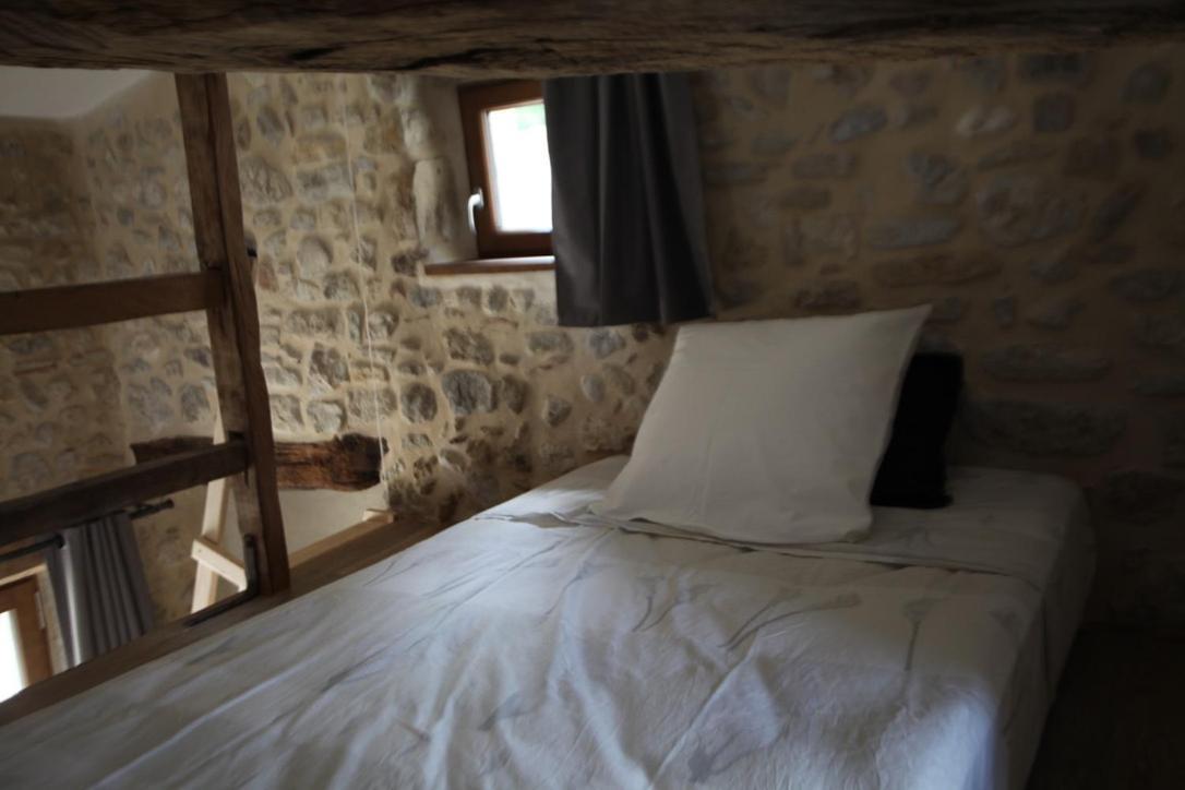 Saint-Sauveur-de-Cruzière Le Mas De La Coste المظهر الخارجي الصورة